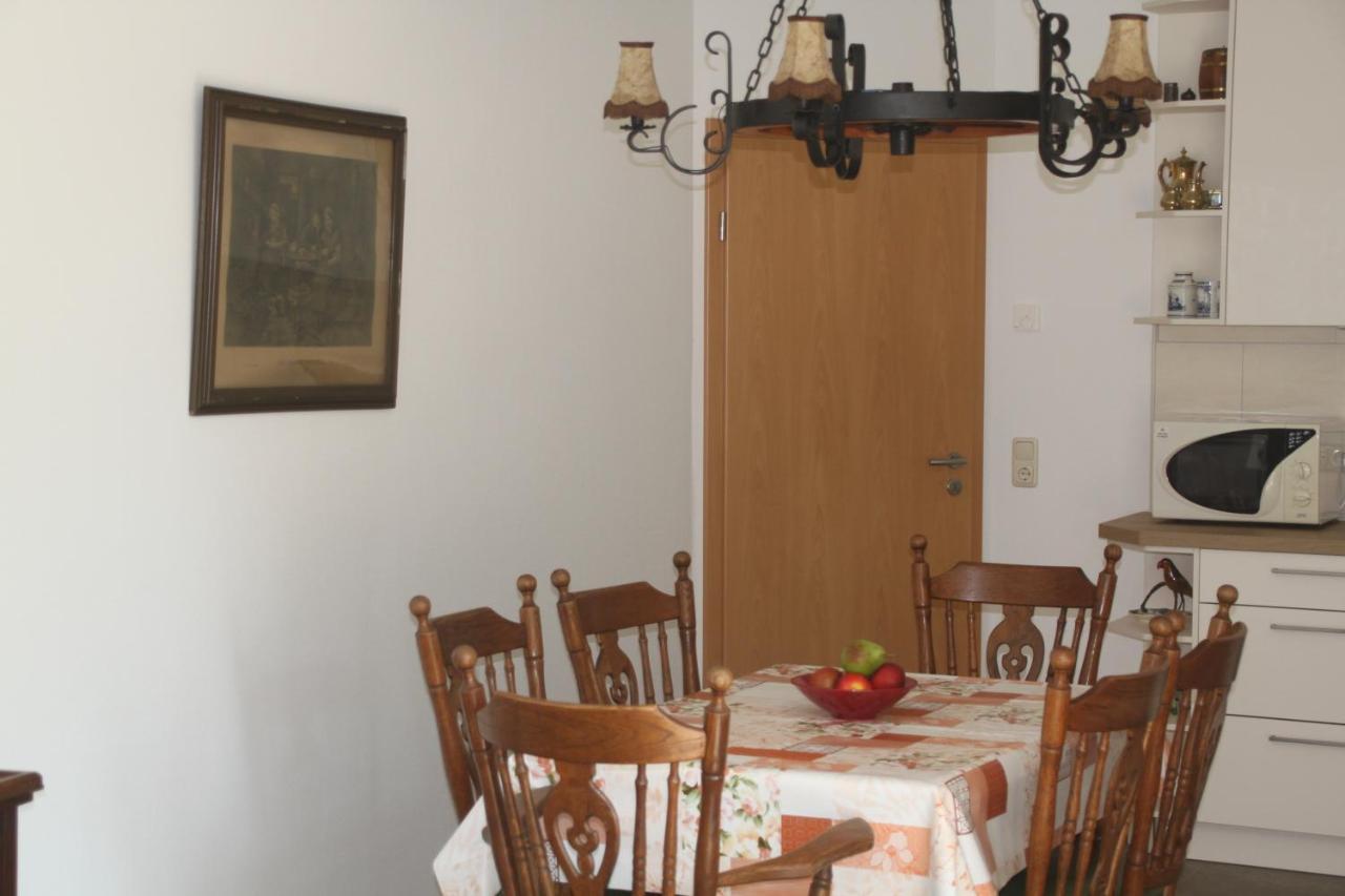 Ferien Wohnung Ellis Rhauderfehn Buitenkant foto